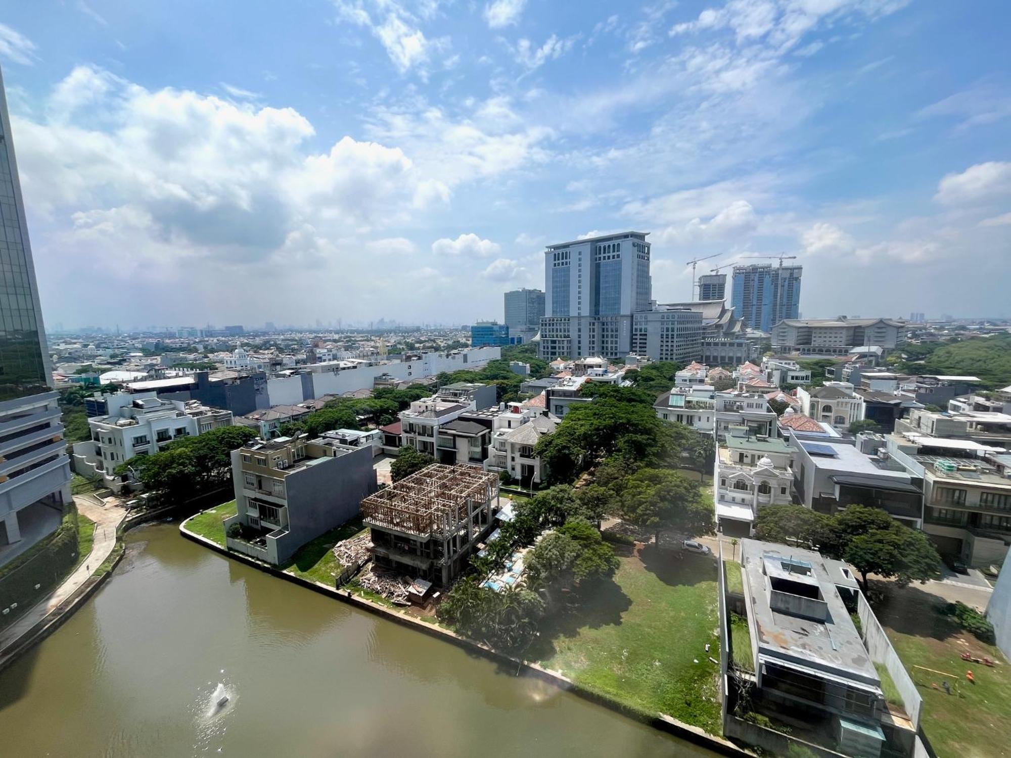 Gold Coast Pik Sea View Apartments By Longesuites Jakarta Szoba fotó