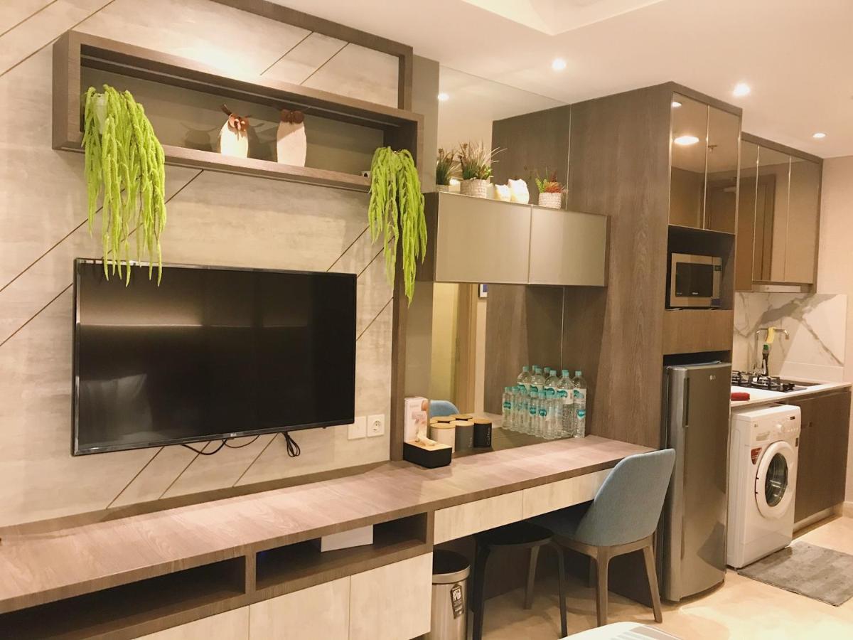 Gold Coast Pik Sea View Apartments By Longesuites Jakarta Kültér fotó