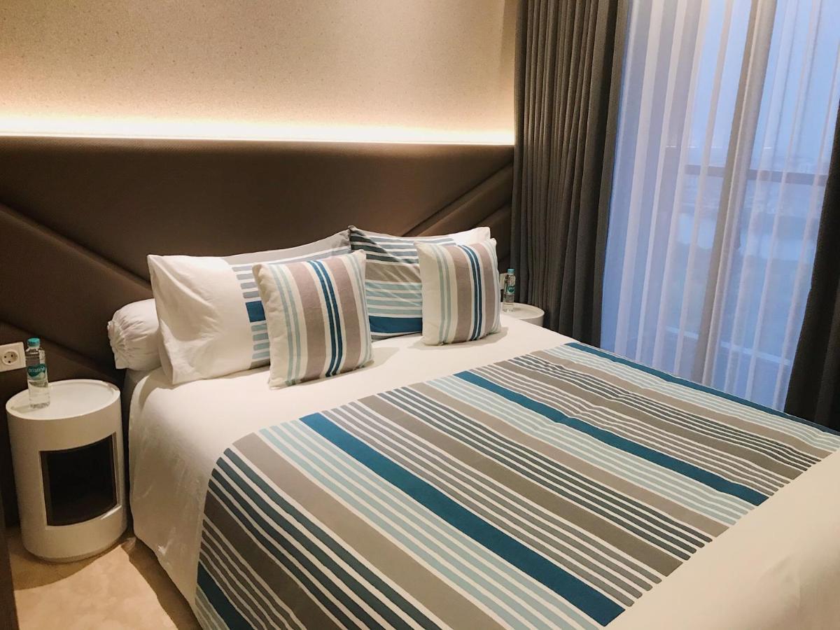 Gold Coast Pik Sea View Apartments By Longesuites Jakarta Kültér fotó