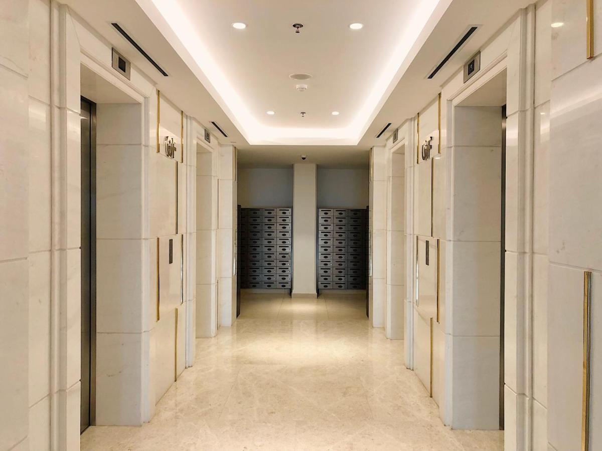 Gold Coast Pik Sea View Apartments By Longesuites Jakarta Kültér fotó