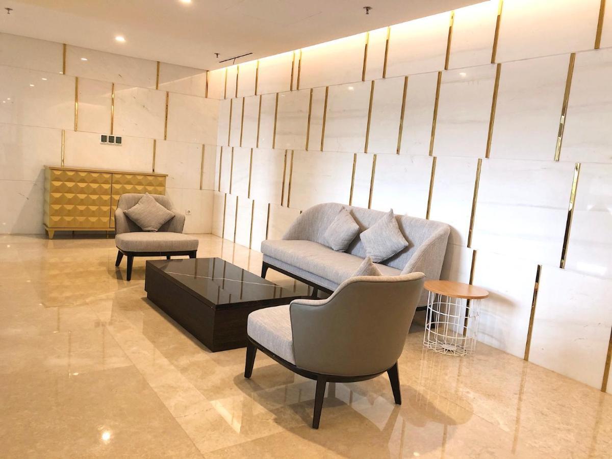 Gold Coast Pik Sea View Apartments By Longesuites Jakarta Kültér fotó